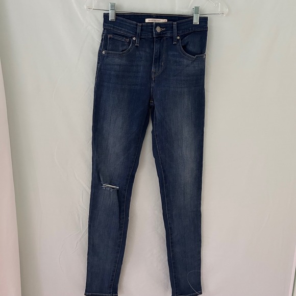 Levi's 721 High Rise Skinny Jeans Size 25 Distressed Knee Dark Wash Denim - Picture 1 of 4